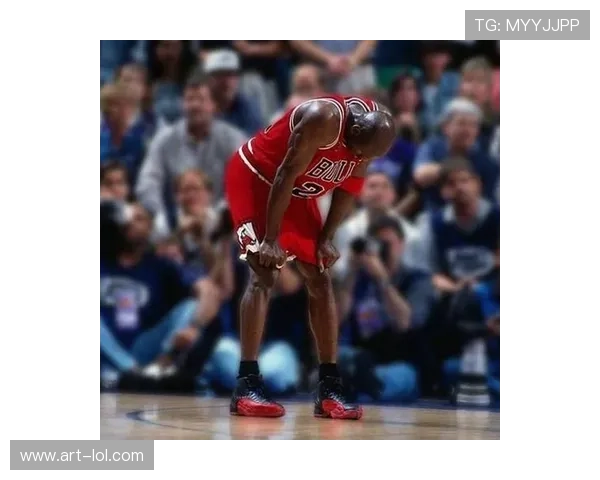 足球明星偏爱奢华球鞋探秘 揭开高端品牌背后的时尚密码